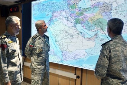 Israel ataca instalações nucleares no Irã