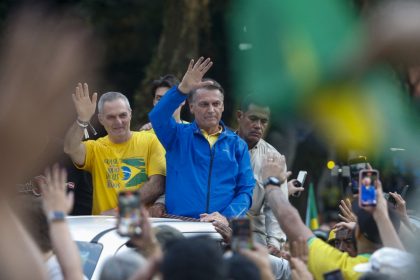 Inelegível, Bolsonaro mira o Congresso para julgar o Supremo