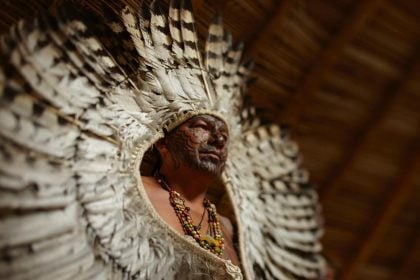 ‘Ayahuasca não nasceu em laboratório, é um espírito vivo’, diz líder Yawanawá