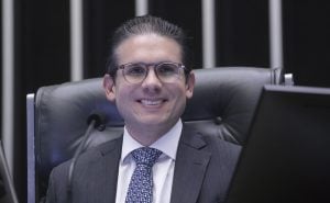 Motta não descarta corte nos R$ 50 bilhões de emendas, mas faz ressalvas