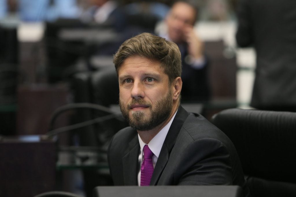 Disputa com Moro, reeleição de Lula e futuro de Ratinho: o que pensa Requião Filho sobre 2026