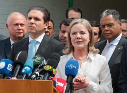 A resposta de Gleisi ao recado da Câmara em votação da urgência para derrubar decreto do IOF