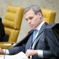 Mendonça determina bloqueio de R$ 390 milhões de sindicato investigado por fraude no INSS