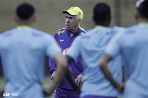 Com mistério na escalação, Ancelotti estreia pela Seleção nesta quinta; saiba horário e onde assistir