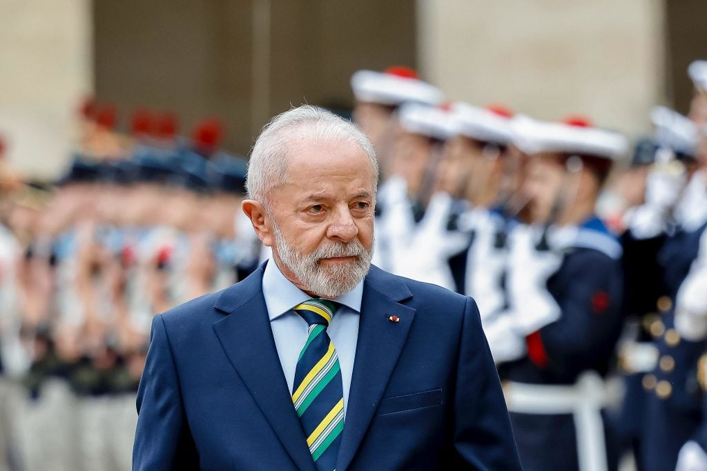 Nova pesquisa Atlas monitora a popularidade de 6 presidentes da América Latina; Lula é o 2º colocado