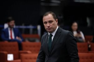 Cid diz que Zambelli levou hacker a Bolsonaro para discutir fraudes nas urnas