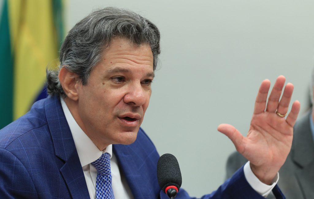 Sessão da Câmara com Haddad termina em bate-boca: ‘Molecagem’
