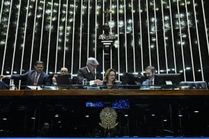 Senado aprova cotas de mulheres em conselhos de estatais