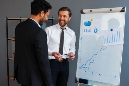 Por que vendedores continuam sobrecarregados mesmo com CRM?