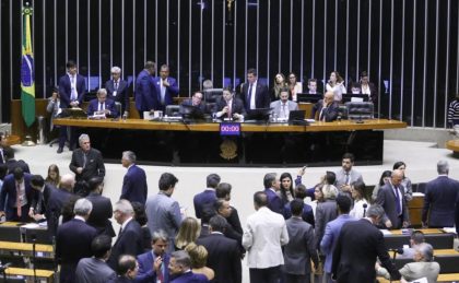 Alcolumbre lê requerimento e Congresso dá o 1º passo para criar a CPMI do INSS