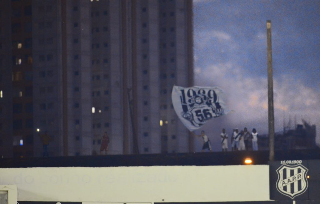 Ex-goleiro da Ponte Preta receberá adicional noturno com base na CLT