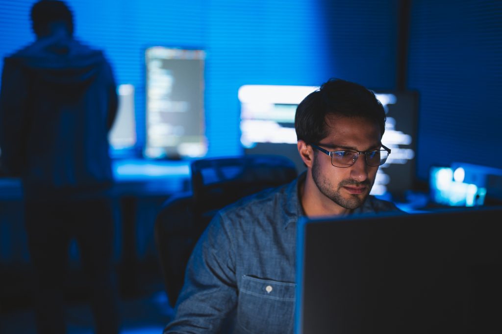 Empresas devem preparar agora sua infraestrutura de TI para a Black Friday 2025