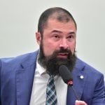 Justiça do DF manda deputado do PL apagar vídeo em que associa, sem provas, o PT ao tráfico