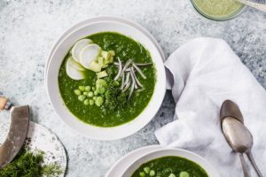 7 sopas detox para começar a semana