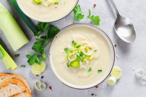 7 receitas de sopas cremosas para se aquecer