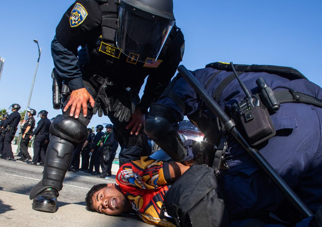 Como os protestos anti-deportação nos EUA passaram de casos isolados a conflitos de projeção nacional