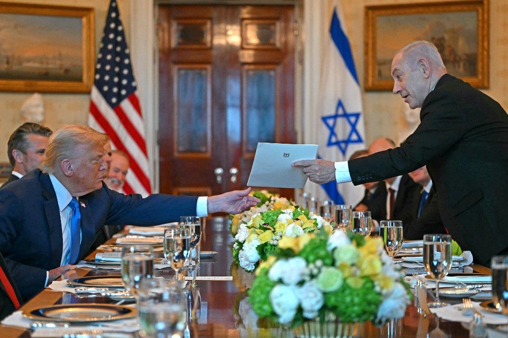 Trump e Netanyahu insistem em realocar palestinos de Gaza