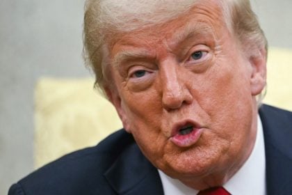 Suprema Corte dos EUA libera que Trump retome desmonte do Departamento de Educação
