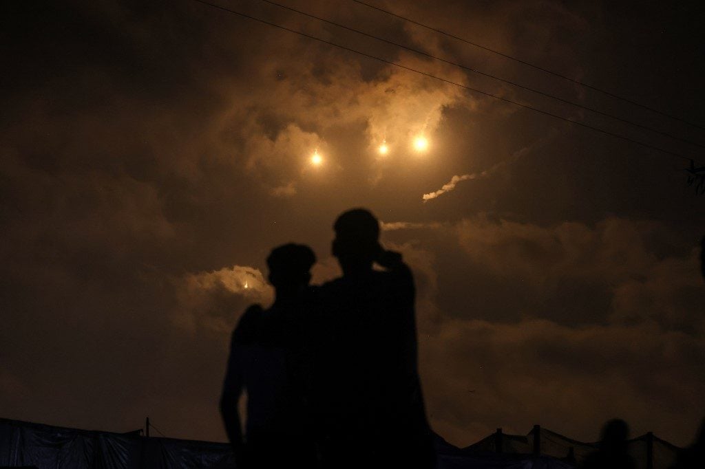 Israel ignora apelos pelo fim da guerra e amplia operações militares em Gaza