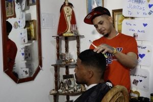 Venezuelano exige US$ 1,3 milhão do governo Trump por deportá-lo a El Salvador
