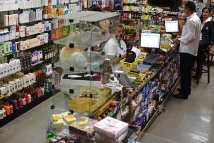 Mais de 160 mercadinhos abrem por dia no Brasil