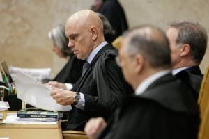 Sanção via Lei Magnitsky é motivo de honra para Moraes, diz ex-chanceler