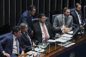 Senado aprova acordos internacionais nas áreas de polícia, mediação comercial e defesa