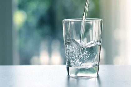 6 motivos para beber mais água durante o inverno
