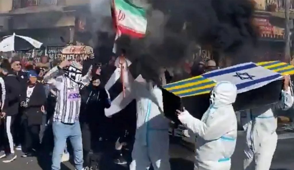 Clube argentino e 10 torcedores são punidos por condutas antissemitas