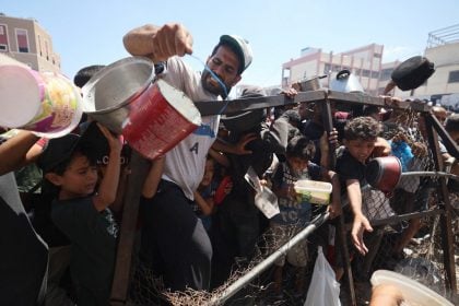 Defesa Civil de Gaza reporta 32 mortes por disparos israelenses perto de centros de ajuda