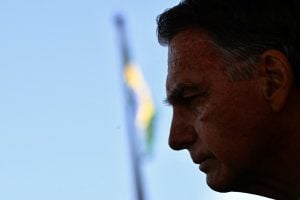 À espera da sentença sobre tentativa de golpe, Jair Bolsonaro completa um mês em prisão domiciliar