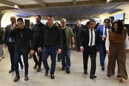 Deputados bolsonaristas reagem à operação contra Jair e acusam STF de abuso de poder
