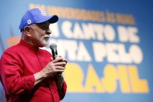 Lula critica Trump e fala em taxar big techs dos EUA