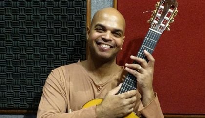 Substituir Hélio Delmiro é tão grande quanto tocar com meu pai, diz Marcel Powell