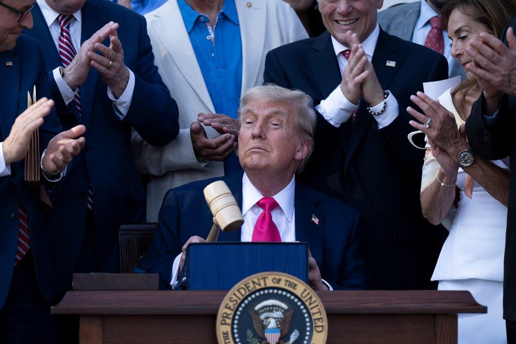 Trump promulga a lei orçamentária que consolida sua agenda radical