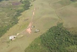 Queda de avião militar com indígenas yanomami deixa 7 mortos na Venezuela