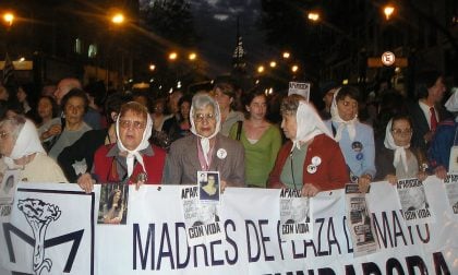 Avós da Praça de Maio encontram 140º neto roubado na ditadura argentina