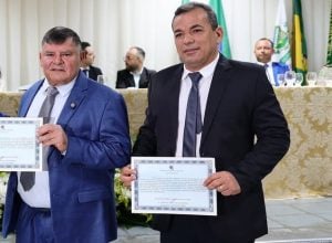 TRE determina a cassação de prefeito e vice acusados de envolvimento com facção no Ceará