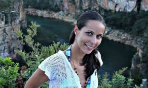 Mulher morre após sofrer queda enquanto praticava rapel em Minas Gerais