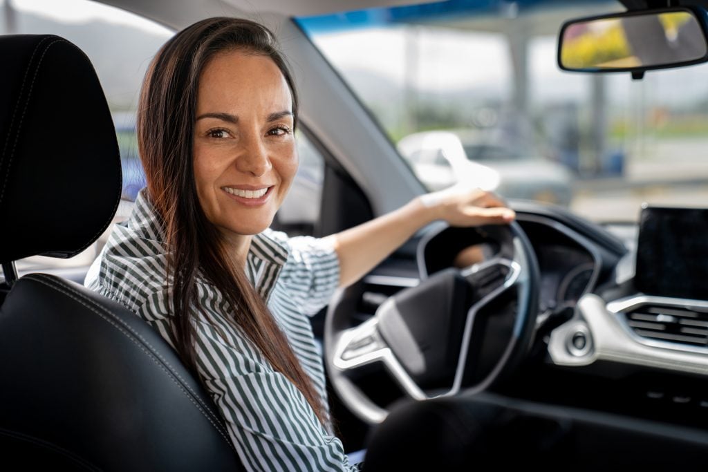 93% das motoristas de app dizem que passageiras se sentem mais seguras com mulheres ao volante