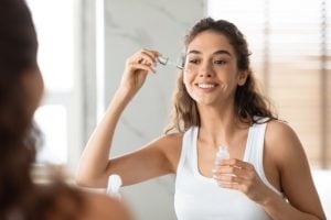 Veja por que o excesso de produtos no skincare prejudica a pele