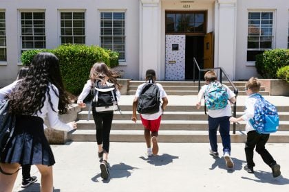 Alemanha discute cota máxima para imigrantes em escolas