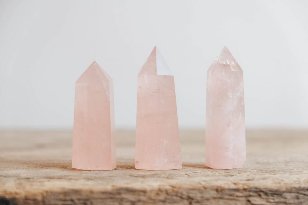 5 amuletos para atrair sorte, proteção e prosperidade