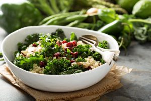 5 receitas práticas e deliciosas com couve para o almoço