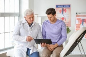 6 dicas para os homens manterem a saúde urológica