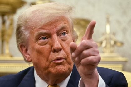 Trump aplica métodos de regimes autoritários contra a imprensa, denuncia RSF