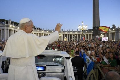 Woodstock católico: jovens do mundo todo se reúnem em Roma para vigília com o papa Leão XIV