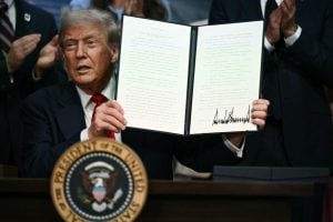 Trump e a história dos tarifaços