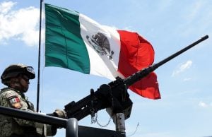 México entrega 26 supostos narcotraficantes aos EUA