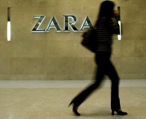 Reino Unido obriga Zara a retirar anúncios com fotos de modelos de magreza extrema